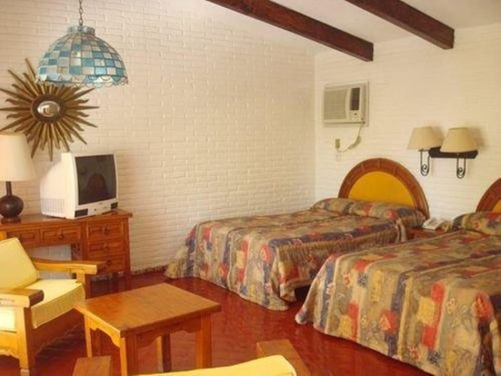 Real Bananas All Inclusive Hotel Acapulco Ruang foto